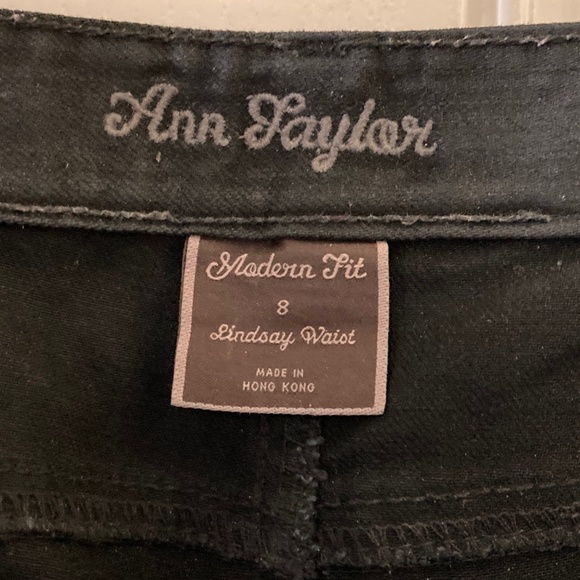Ann Taylor Women's Modern Fit Boot Cut Black Jeans/Lindsay Waist/Size 8 - Picture 3 of 3